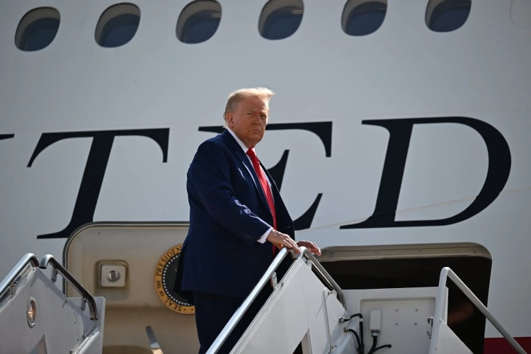 Трамп делает паузу